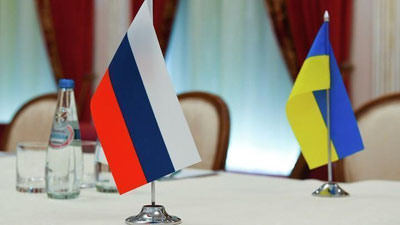 'Rossiya Qo`shma Shtatlarga Ukraina bo`yicha muzokaralarga tayyor ekanligini ochiq aytdi — Bloomberg'ning rasmi