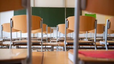 Изрображение 'Быть или не быть: в МНО прояснили ситуацию с переводными экзаменами в школах'