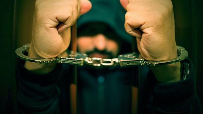 'Самарқандда 19 ёшли қизни зўрлаган 28 ёшли йигит қамоққа олинди'ning rasmi