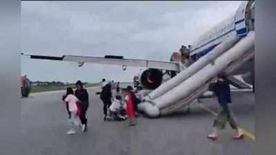 'Singapurda bortida 155 nafar passajir bo`lgan Air China samolyotining dvigateli yonib ketdi'ning rasmi