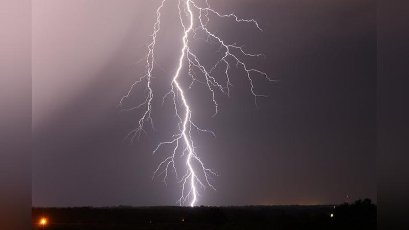 Изрображение 'В Кашкадарье молния убила жителя Дехканабада'
