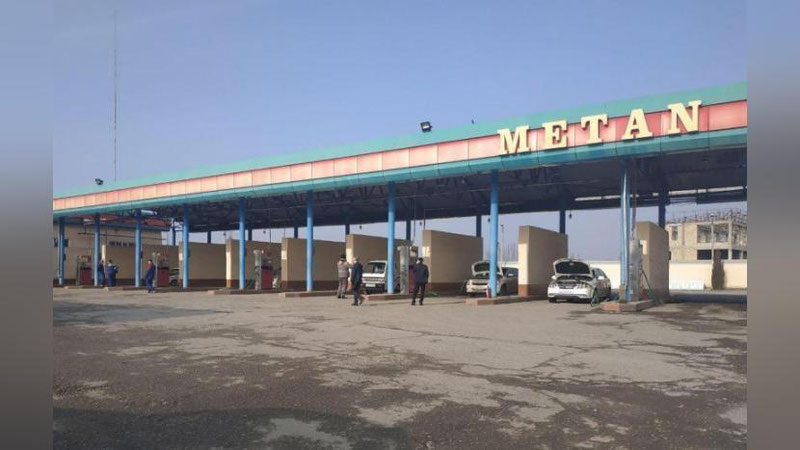 'Rasman! O`zbekiston bo`ylab gaz “zapravka”lar 15:00dan keyin ishlamaydi'ning rasmi