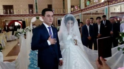 'To`ylar bir kunda o`tkaziladi. "Quda chaqirdi", "sep yoydi", "tog`ora yuborish" kabilarga yo`l qo`yilmaydi'ning rasmi