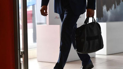 'Қурилиш вазирининг ўринбосари  Бекободга ҳоким бўлди'ning rasmi