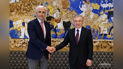 'Shavkat Mirziyoev "Orano" kompaniyasi raisi bilan uchrashdi'ning rasmi