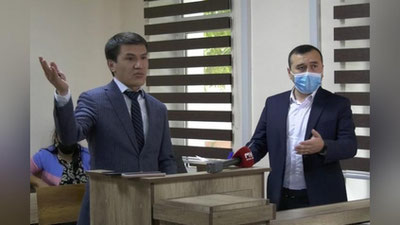 'Qator pozitiv o`zgarishlar bo`layotganligini sezayapman — Rasul Kusherbaev XTV va Qobul Dusov o`rtasidagi sudni kuzatib'ning rasmi