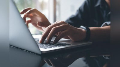 '1 iyundan yoshlarga kompyuter sotib olishlari uchun 6 mln 125 ming so`mgacha iste`mol kreditlari ajratiladi'ning rasmi