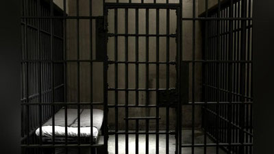 'Navoiydagi turmada mahkum choyshabdan sirtmoq yasab, joniga qasd qildi'ning rasmi