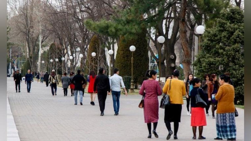 'O`zbekistonda doimiy aholi soni har kuni o`rtacha necha ming kishiga ko`payayotgani ma`lum bo`ldi'ning rasmi