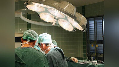 'Ilk bor odamning ikki qo`li boshqa odamga ko`chirib o`tkazildi'ning rasmi