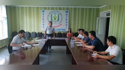 'O`zMAA Farg`onadagi ko`zi ojiz bolalar kutubxonasiga yordam ko`rsatadi'ning rasmi