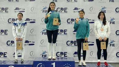 'O`zbekistonlik qilichboz qiz jahon Kubogi bosqichida chempion bo`ldi'ning rasmi