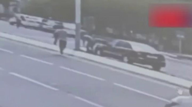 'Buxoroda Gentra haydovchisi IIO xodimini urib yubordi (video)'ning rasmi