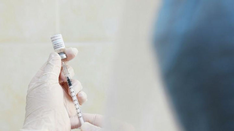 'O`zbekistonda koronavirusga qarshi to`liq emlanganlar soni 58 ming nafardan oshdi'ning rasmi