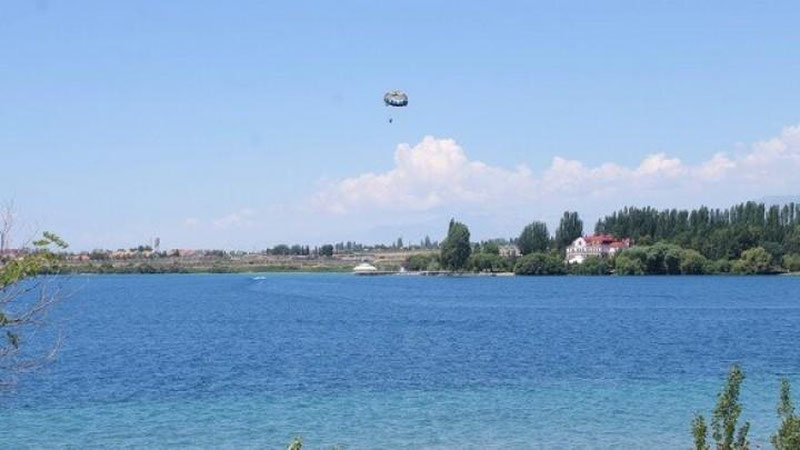 'Qirg`iziston Issiqko`ldagi 4 ta pansionatni 49 yilga O`zbekistonga berdi, yana 15 tasiga investor qidirmoqda'ning rasmi