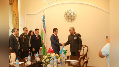 '​ТУРКИЯ ВА ЎЗБЕКИСТОН МУДОФАА ВАЗИРЛАРИ УЧРАШИШДИ'ning rasmi