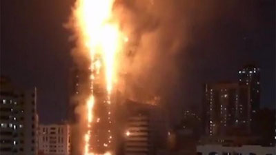 Изрображение 'В Арабских Эмиратах загорелся 47-этажный небоскрёб (видео)'