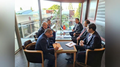 'Абдулазиз Камилов Қирғизистон Ташқи ишлар вазири билан учрашди'ning rasmi