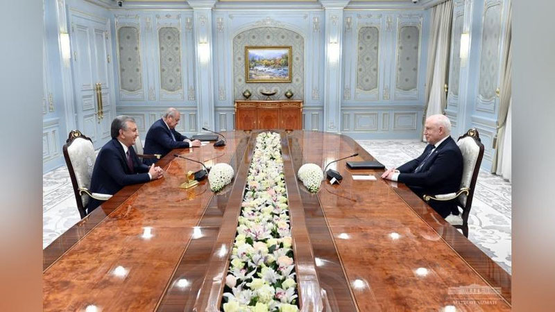 'O`zbekiston Prezidenti MDH kuzatuvchilar missiyasi rahbarini qabul qildi'ning rasmi