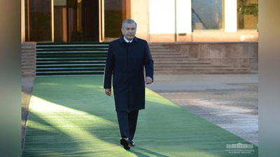 'Президент Туркманистонга жўнаб кетди'ning rasmi