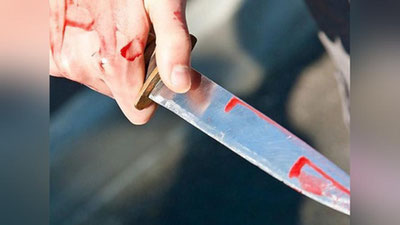 'Ayolning yonini olmoqchi bo`lgan yigit pichoqlandi (Video)'ning rasmi