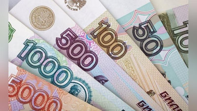 Изрображение 'ЦБ Узбекистана рекомендовал банкам "отпустить" курс российского рубля'
