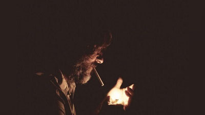 'Olimlar kashandalarda ko`rish qobiliyati susayishini ta`kidlashmoqda 'ning rasmi