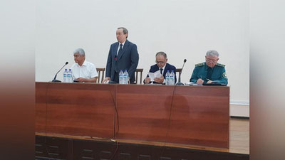 'Matbuot va axborot agentligi Bosh direktori «Jurnalistlar klubi»ni tashkil etishni taklif qildi'ning rasmi