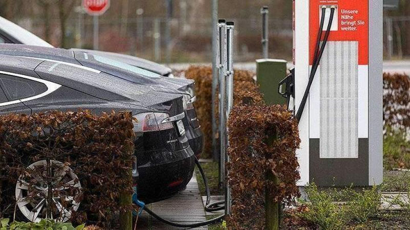 'Osiyo taraqqiyot banki O`zbekistonda elektromobillarni ommalashtirish uchun 170 mln dollar ajratadi'ning rasmi