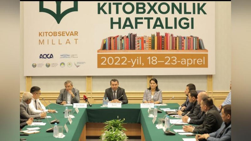'Toshkentda  nashriyotlar faoliyatiga bag`ishlangan seminar bo`lib o`tdi'ning rasmi