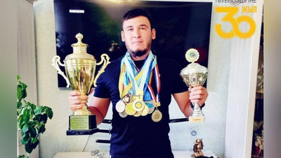 'Qozog`istonda MMA jangchisi ko`chada otib o`ldirildi (video)'ning rasmi