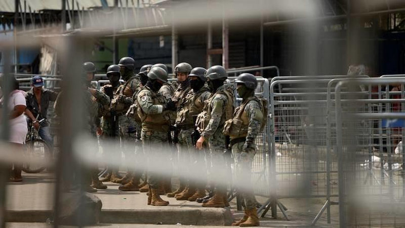 'Ekvador qamoqxonalarida ommaviy tartibsizliklar sabab 31 nafar mahbus halok bo`ldi, 120 soqchi asirga olindi'ning rasmi