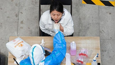 'Xitoy 30 avgustdan boshlab sayohatchilar uchun COVID-19 antigenini tekshirishni bekor qiladi'ning rasmi