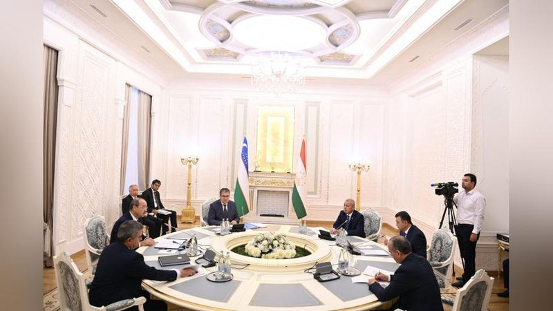 '“Oybek” – “Fotexobod” o`tkazish punktlarida “O`zbekiston – Tojikiston” xalqaro chegara savdo zonasini tashkil etish bo`yicha amaliy ishlar boshlandi'ning rasmi