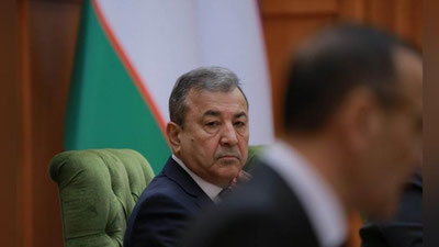 '"To`g`ri talqin qilish uchun katta tarixchi bo`lish shart emas..." "O`ta samimiy nutqqa mutlaqo noadekvat munosabat..." Alisher Qodirov va Sodiq Safoev Shavkat Mirziyoevning nutqiga Rossiya OAVlarida berilgan munosabat haqida gapirdi'ning rasmi