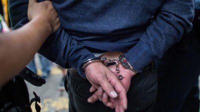 'Сурхондарёда "ДХХ ходими" қўлга олинди'ning rasmi