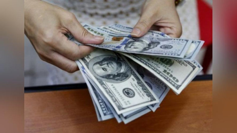 'Urgutda 5 000 AQSh dollarini noqonuniy muomalaga kiritmoqchi bo`lgan “valyutafurush” ushlandi'ning rasmi