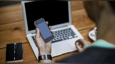 'Qoraqalpog`istonlik jurnalistlarning telefonlari qaytarib berildi'ning rasmi