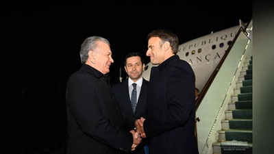 'Shavkat Mirziyoev  Makron bilan samimiy xayrlashdi'ning rasmi