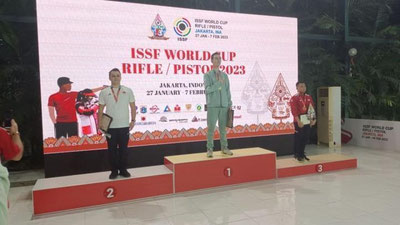 Изрображение 'Узбекистанец выиграл золото Кубка мира по стрельбе'