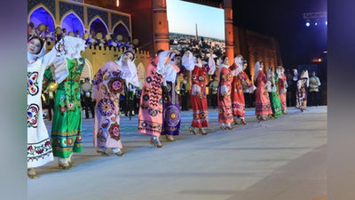 Изрображение 'В Хиве открылся Международный фестиваль танца "Лазги" (фото)'