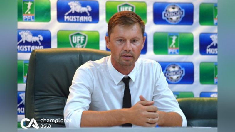 Изрображение 'СБОРНУЮ УЗБЕКИСТАНА ПО ФУТБОЛУ U-19 ВОЗГЛАВИЛ АЛЕКСАНДР МОЧИНОВ'