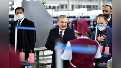 Изрображение 'Президент побывал на новых предприятиях в Ферганском районе (фото)'