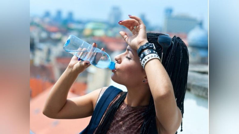 'Ertaga ob-havo 37 darajagacha ko`tariladi'ning rasmi