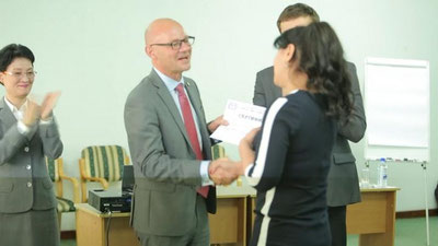 Изрображение 'СОВЕТНИК МОТ ОТРЕАГИРОВАЛ НА УВОЛЬНЕНИЕ ВИЦЕ-ПРЕМЬЕРА УЗБЕКИСТАНА'