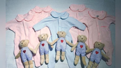 Изрображение 'Женщина за две минуты родила пятерняшек'