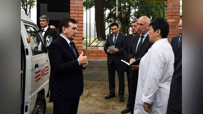 '​Шавкат Мирзиёев Яшнобод туманига ташрифи чоғида кутилмаганда 32-оилавий поликлиникага кирди'ning rasmi