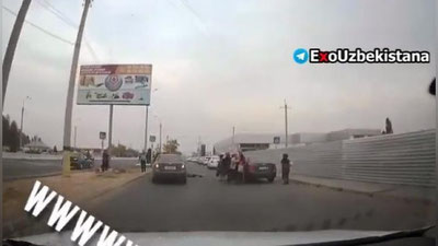 Изрображение 'ГУВД прокомментировало момент наезда на пешехода в Сергели'