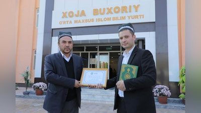 'Zakotlar hisobidan 10 ta talabaning 189 mln. so`mlik shartnoma puli to`landi'ning rasmi