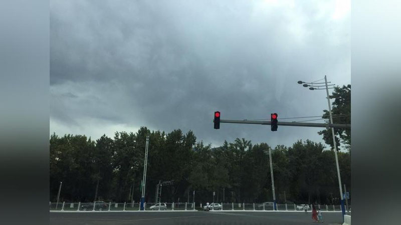 'Ertaga O`zbekistonda harorat yanada pasayadi, qator hududlarda yomg`ir yog`ishi kutilmoqda'ning rasmi